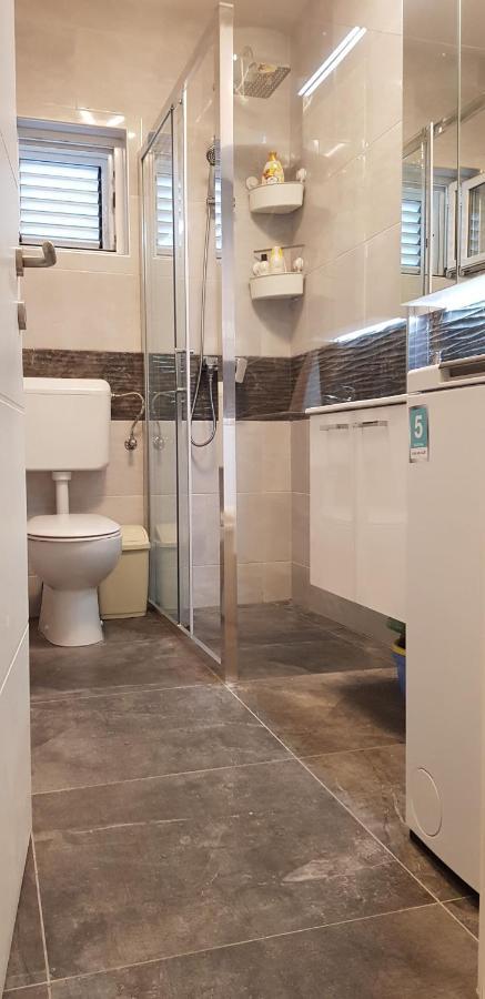 Mirce Apartments Jakov מראה חיצוני תמונה