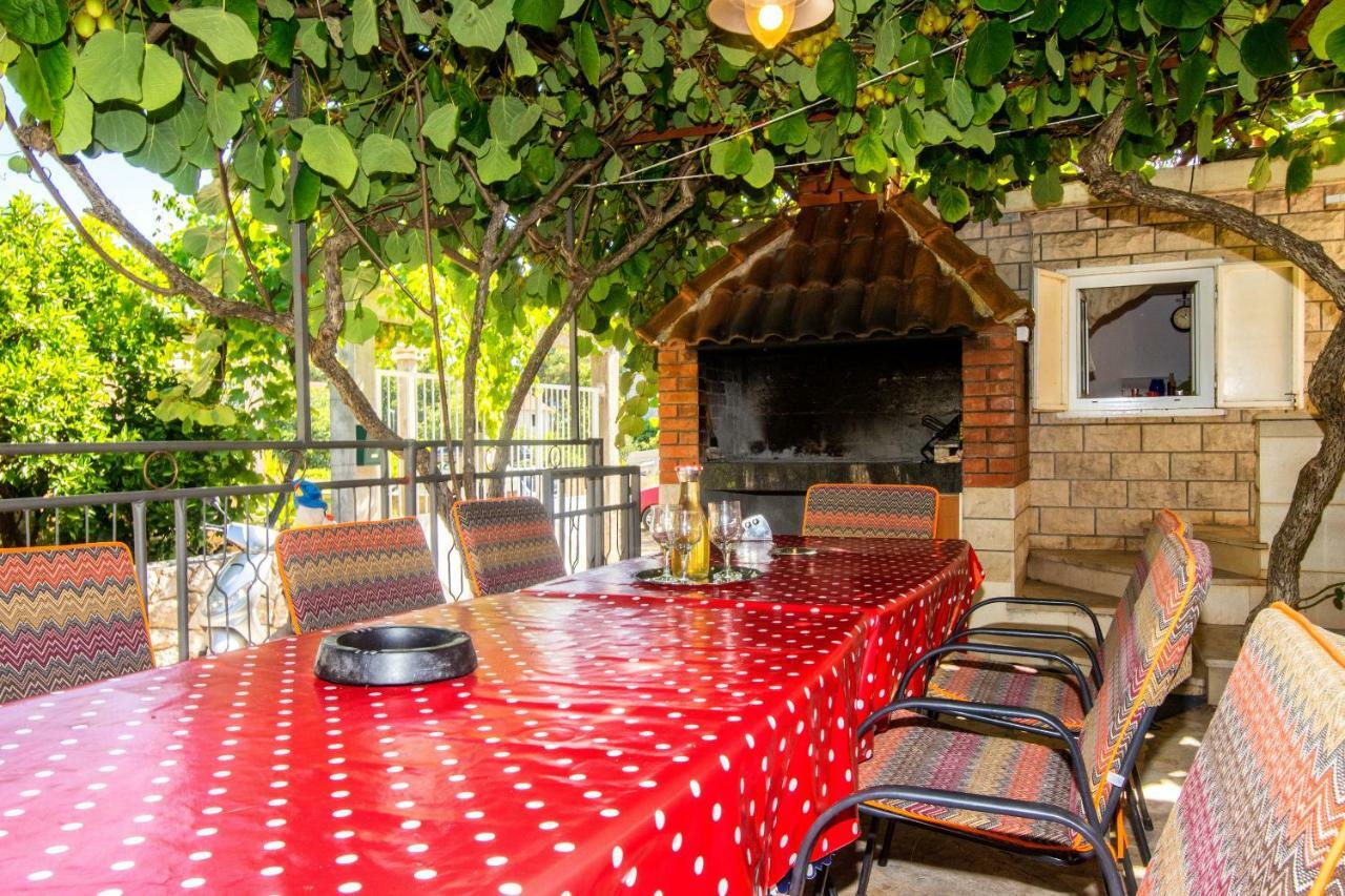 Mirce Apartments Jakov מראה חיצוני תמונה