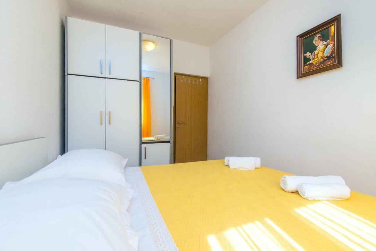 Mirce Apartments Jakov מראה חיצוני תמונה